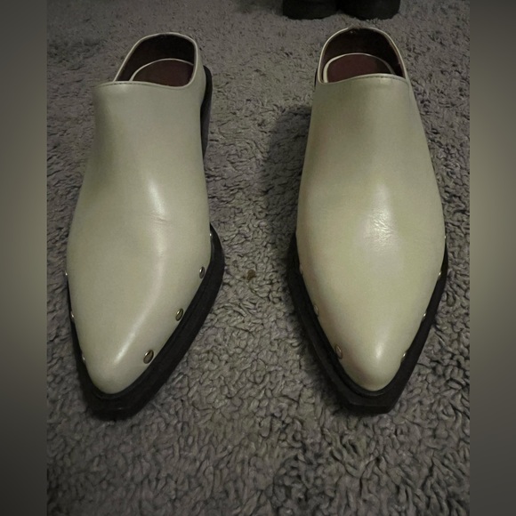 Alohas Off White Pointed Studded Heeled Clogs - Picture 5 of 5